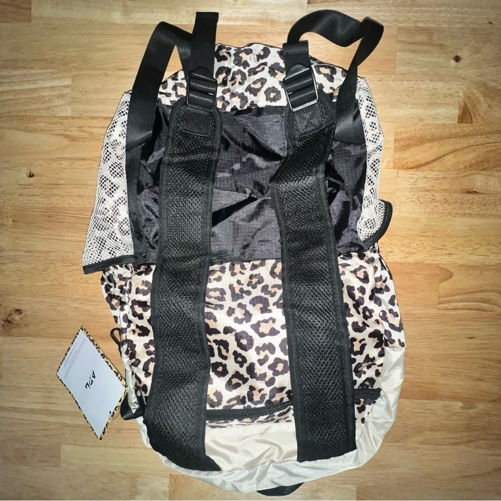 APL All-Purpose Packable Backpack with Leopard Tr… - image 8